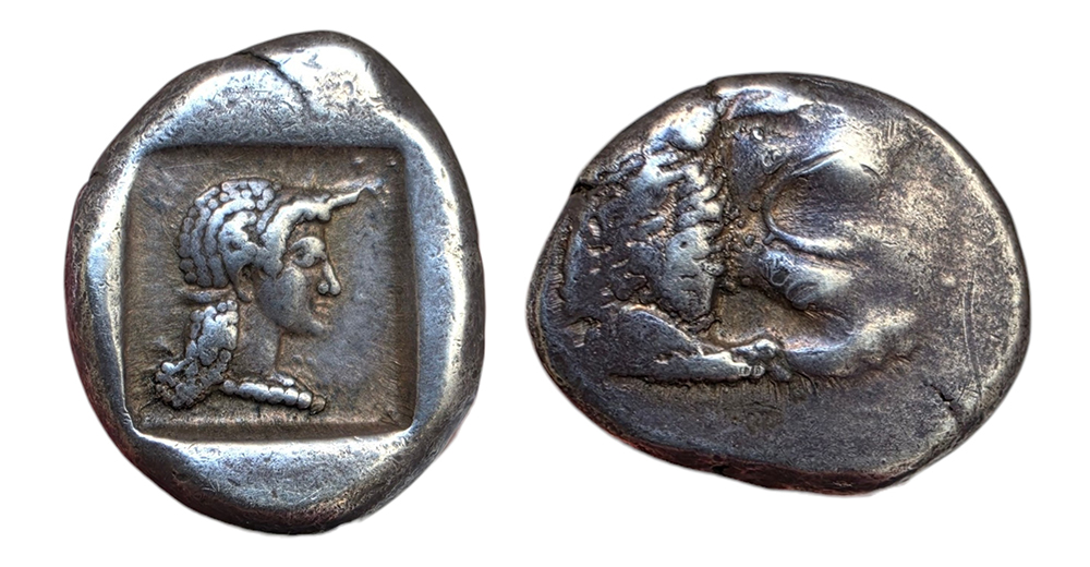 Drachme de Cnide en Carie représentant Aphrodite dans un carré incus et un protomé de lion.